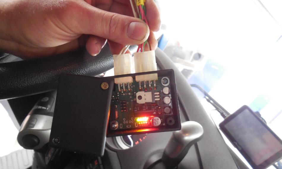 2016-6-8-1118zarízení detail.JPG